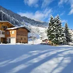 Rudolph Hotel 3*