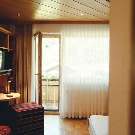 Hotell Rudolph 3*