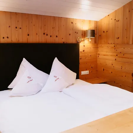 Hotell Rudolph 3*